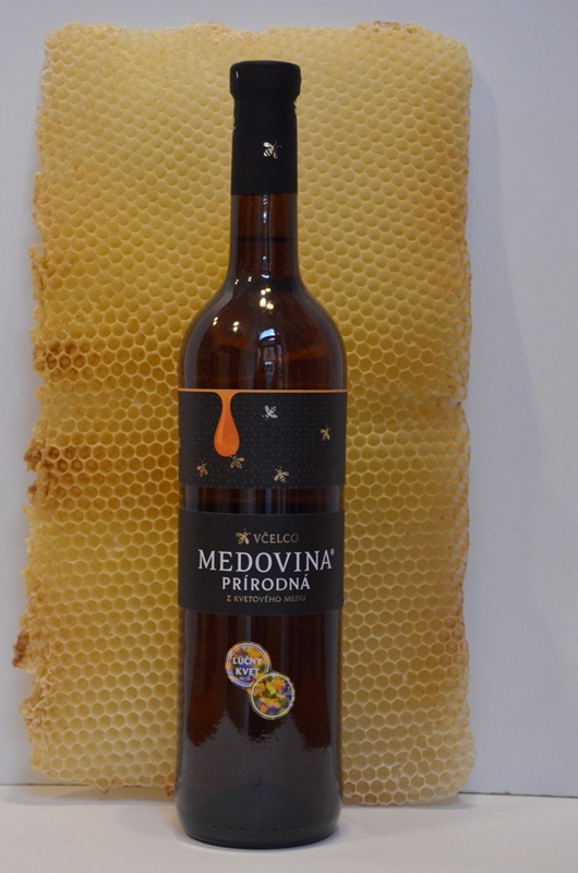 Včelco s.r.o.: Medovina prírodná z kvetového medu - lúčny kvet